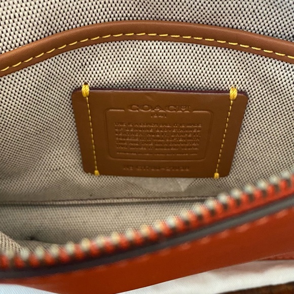Coach Crossbody and clutch - Picture 9 of 11